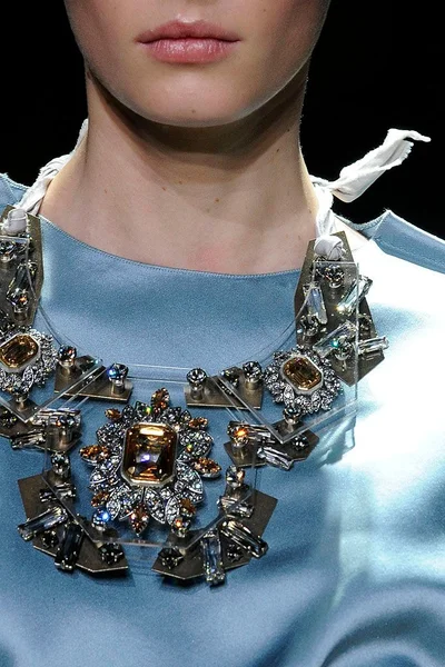 Look 114